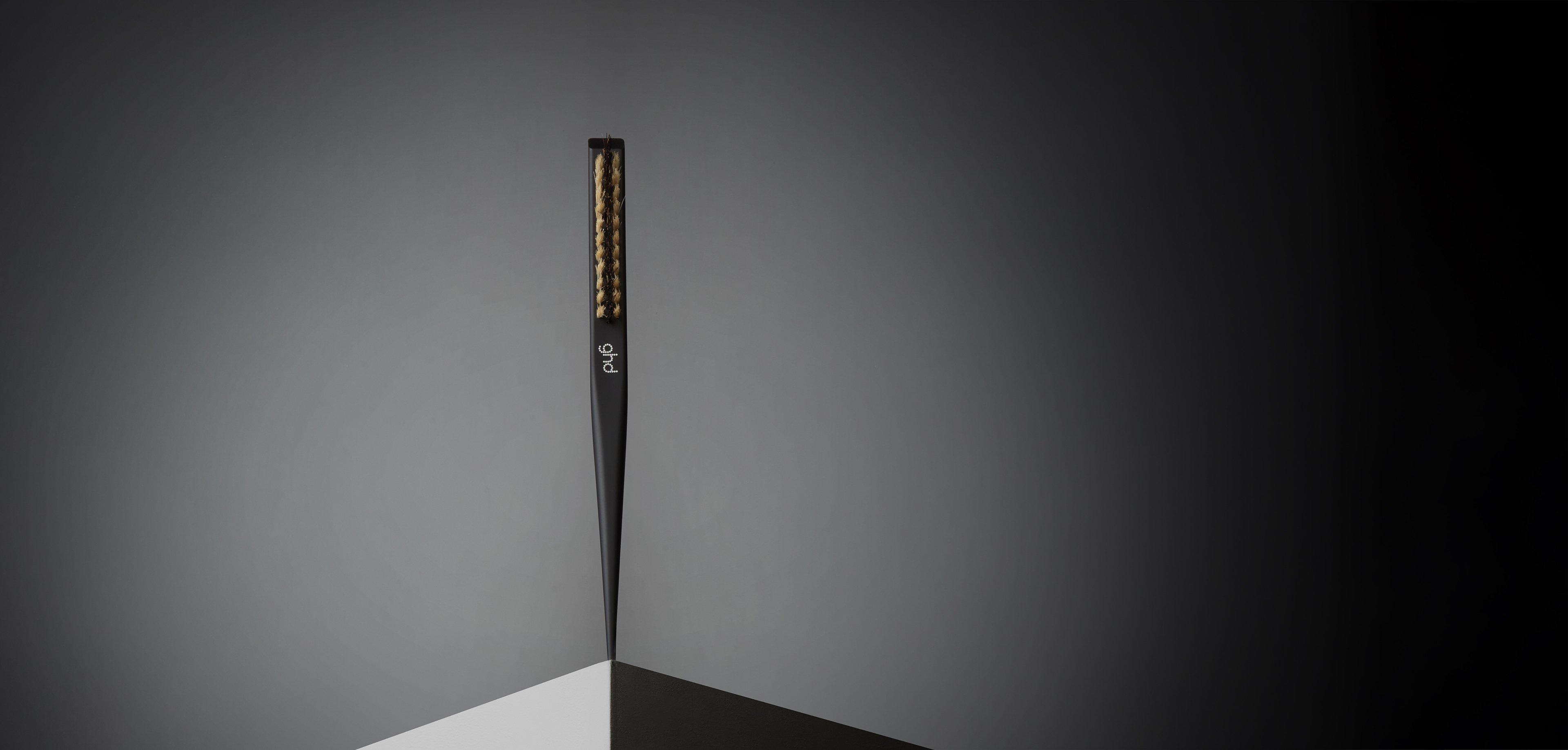 GHD THE FINAL TOUCH - NARROW DRESSING BRUSH